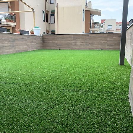 Le Rocce Nere Aparthotel Giardini Naxos Eksteriør bilde