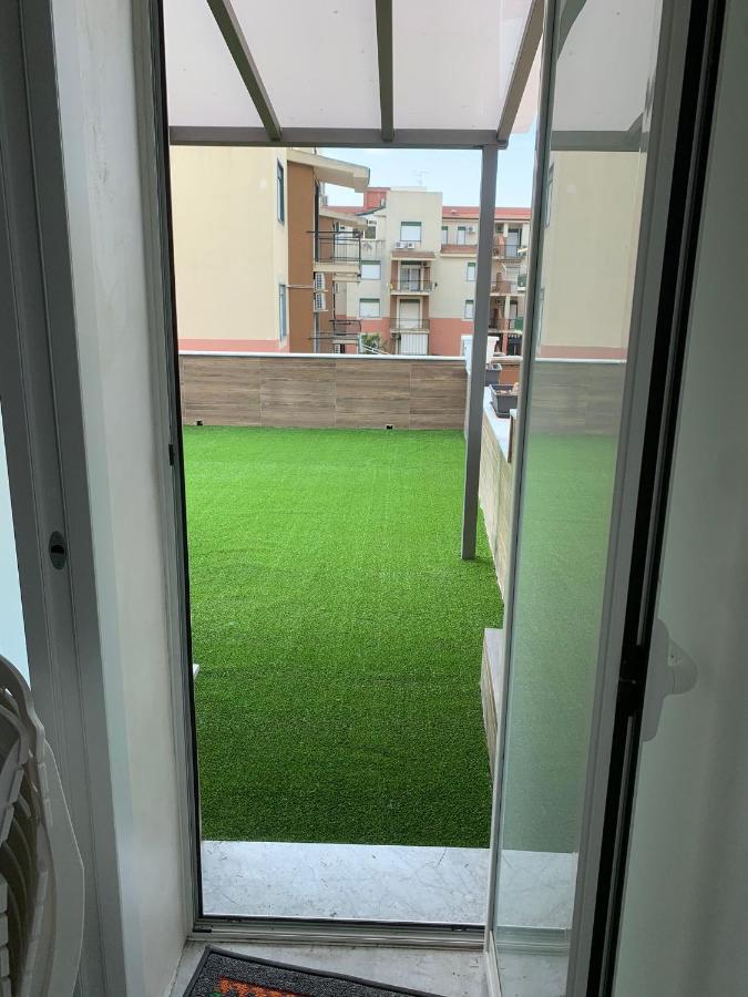Le Rocce Nere Aparthotel Giardini Naxos Eksteriør bilde